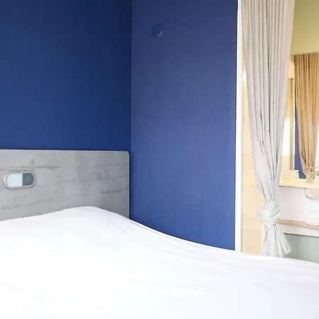 Ibis Budget Hotel 2*