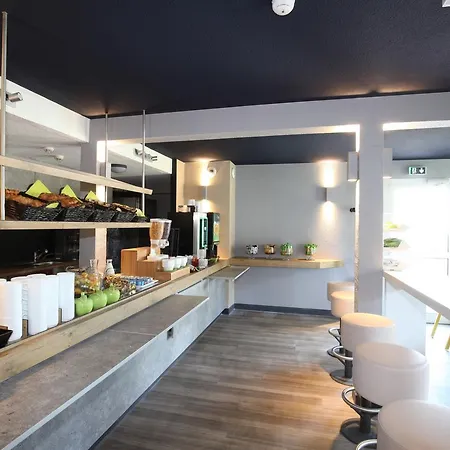 Ibis Budget Hotel 2*